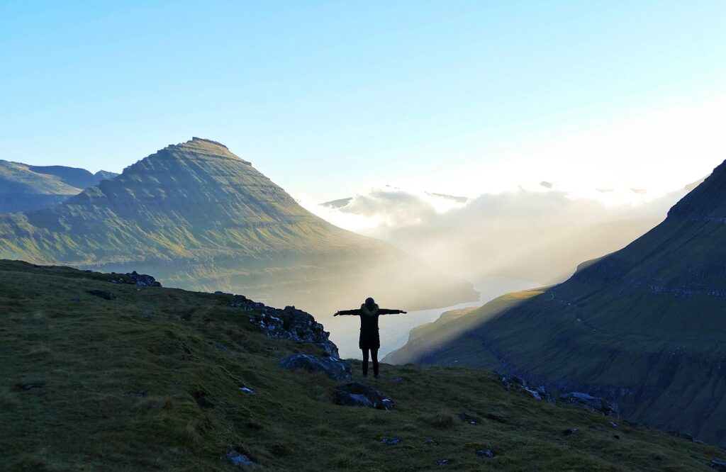 off-the-beaten-path-of-Faroe Islands